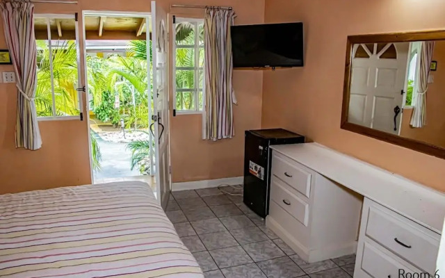 Momsplace Guesthouse