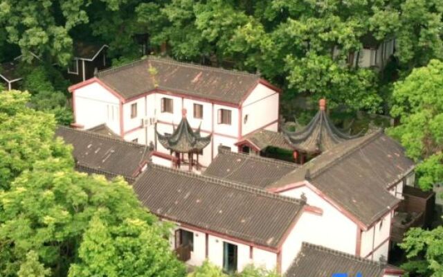 Maoshan · Zhidao Forest Hot Spring Home stay