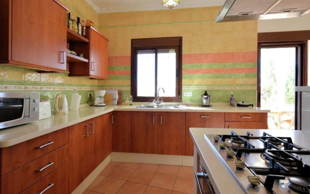 Comfortable Luxury Villa With Private Swimming Pool