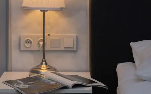 Warsaw 2 Bedrooms Apartment by Renters