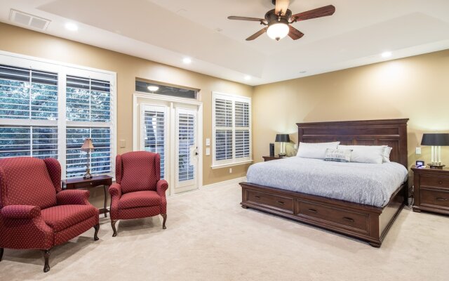 Hummingbird Hideaway 4 Bedroom Home