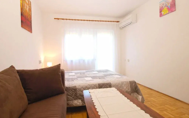 Apartment 1638