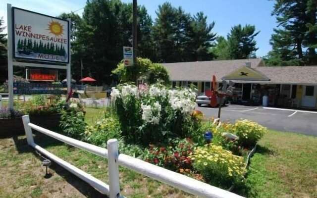 Lake Winnipesaukee Motel