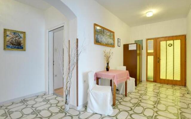 Apartments Danilo