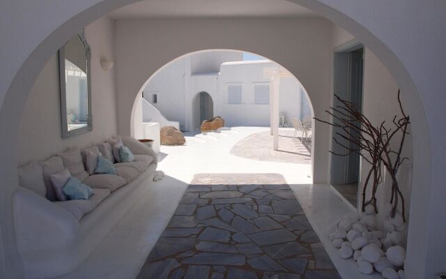 Mykonos Bay Resort & Villas