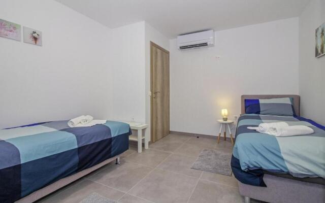 Natascha in Pamići (Haus für 6-8 Personen)