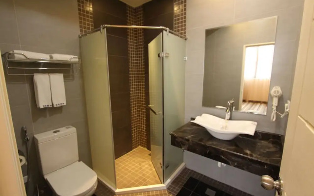 Bravo Ling Jing Hotel