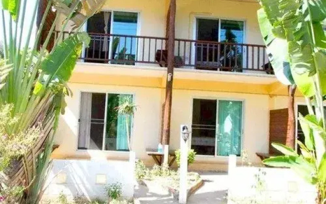 Wangnamkam Riverside Resort