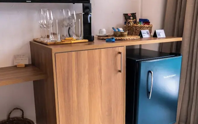Mikiki Lifestyle Hotel