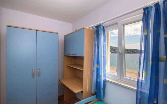 Mer - 10m to the Beach - A1