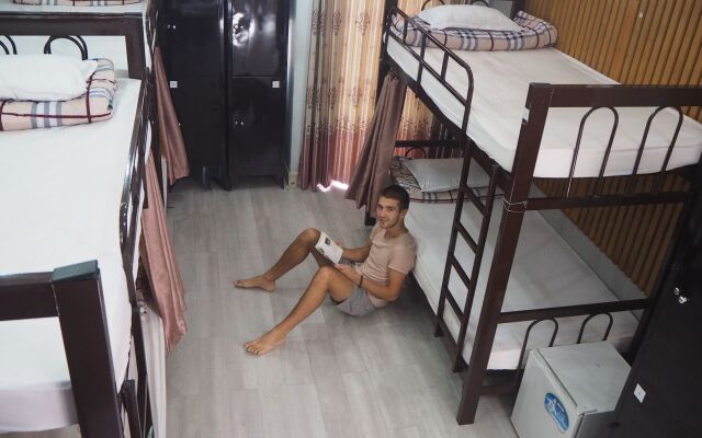 Vietnam Guide Home Hostel