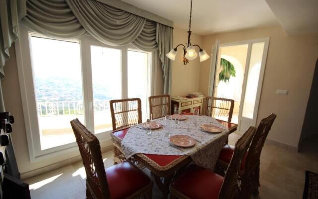 Villa Maryvilla 2808