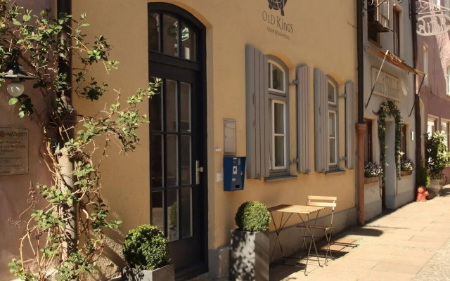 Old Kings Design Hostel