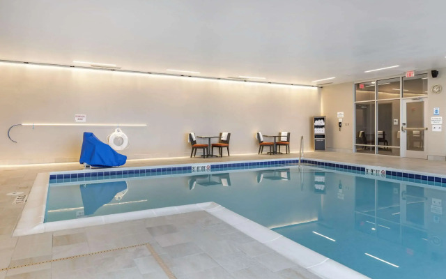 Cambria Hotel Bloomington Mall of America Minneapolis Airport