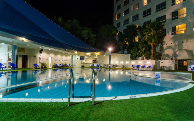 Royal Plaza Hotel