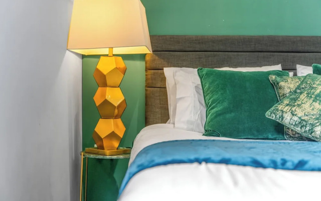 Superb 3bed Fulham Palace Retreat