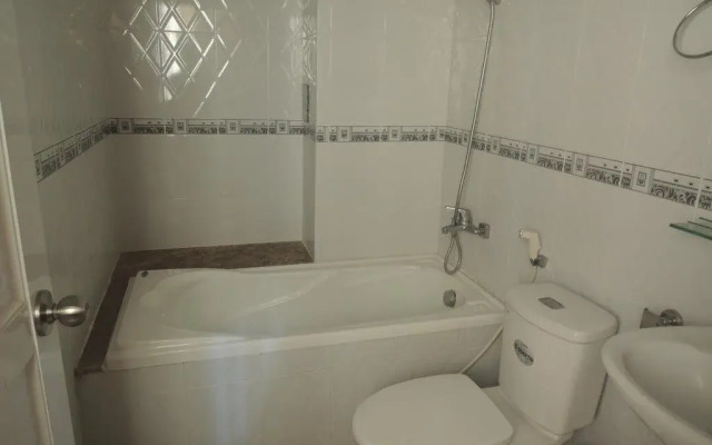 Truong Tien Hotel