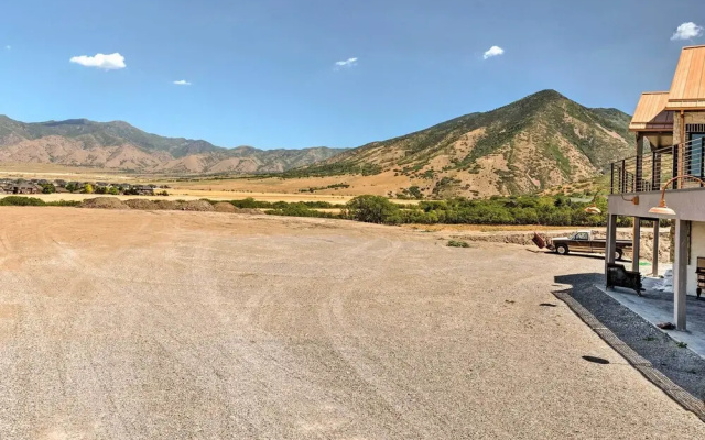 Spacious Tooele Unit w/ Sprawling Mtn Views!