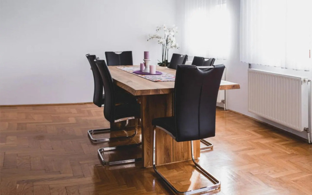 Helles 3 Schlafzimmer Apartment zwischen Zagreb Zentrum & Natur