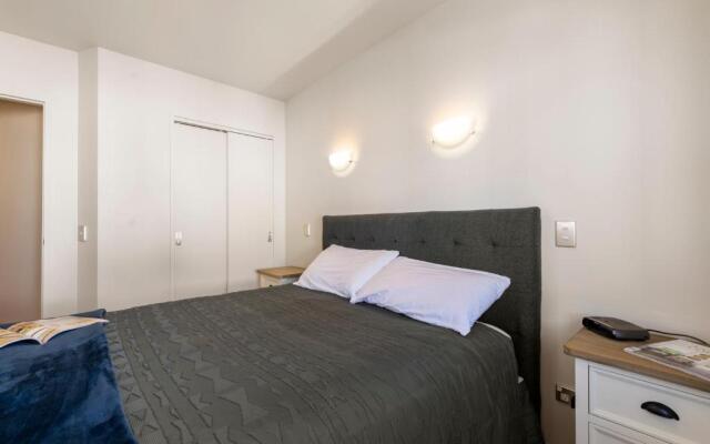 The Lake Life - Taupo Central Holiday Apartment