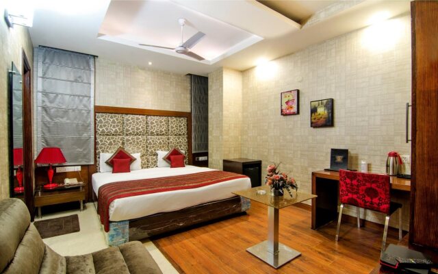 Hotel Omega Residency