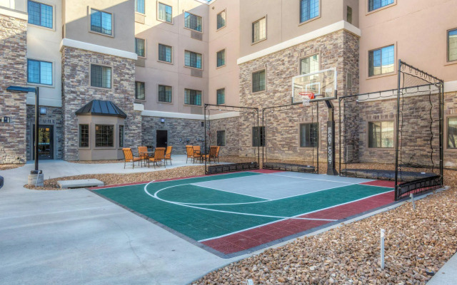 Staybridge Suites St Louis - Westport by IHG