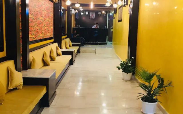 OYO 105 Star House 05