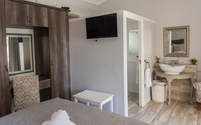 Le Port Guesthouse