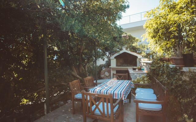 Villa Marghareta - Deluxe App Marghareta