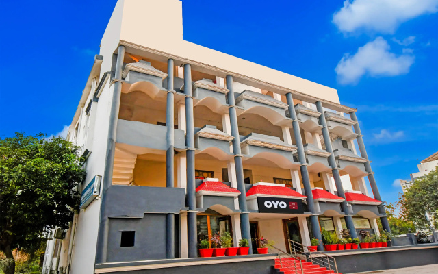 OYO Flagship hotel vasundhara inn