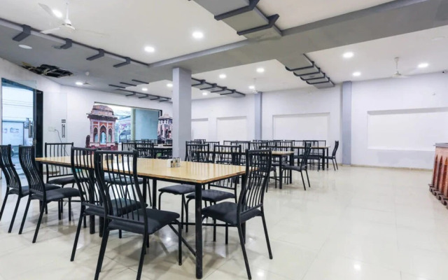Hotel Virasat Mandav