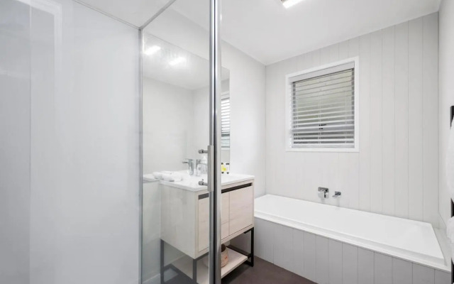 Relax at Richmond Heights