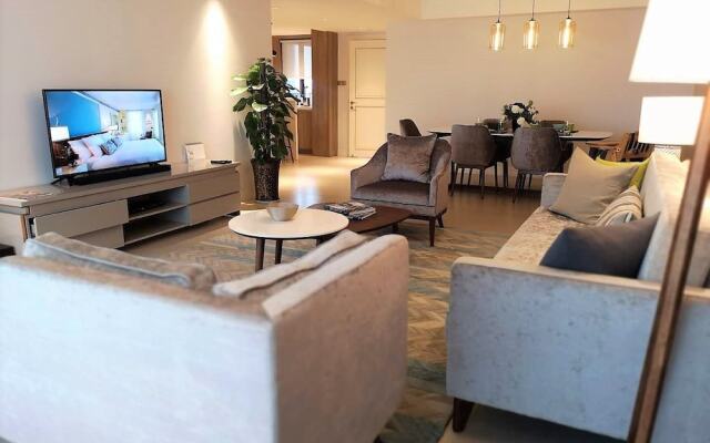 Tianfu Square Serviced Suites by Lanson Place