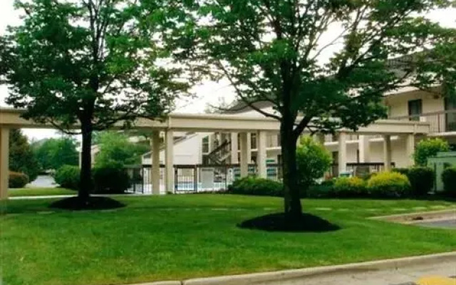 The Chariot Hotel