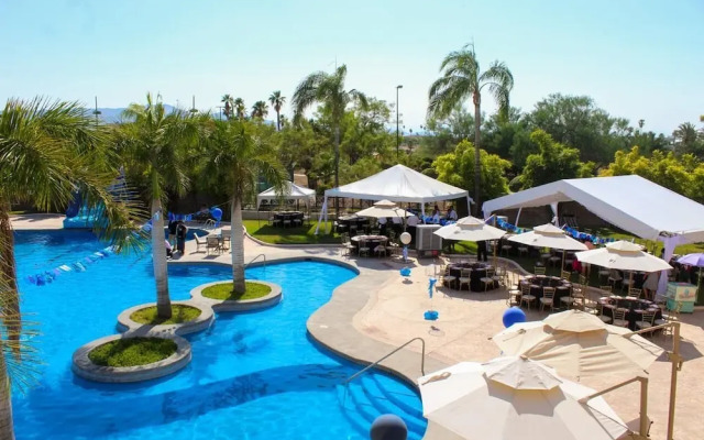 Hotel Azul Talavera Country Club