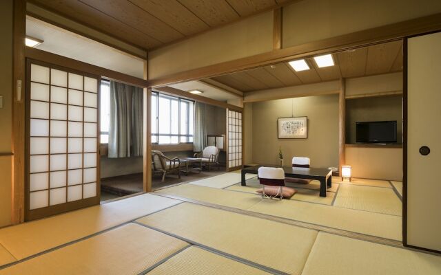 Nara Park Hotel