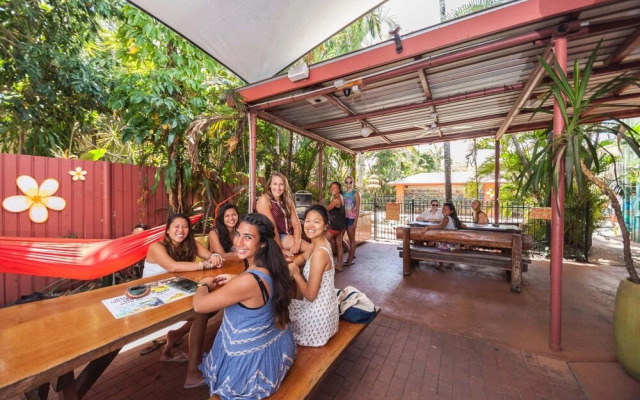 Travellers Oasis - Hostel