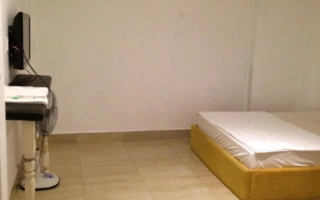 Honeymoon Hotel