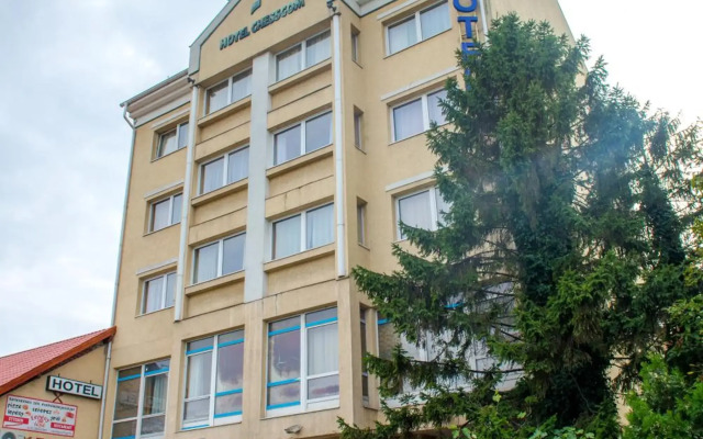 Chesscom Hotel
