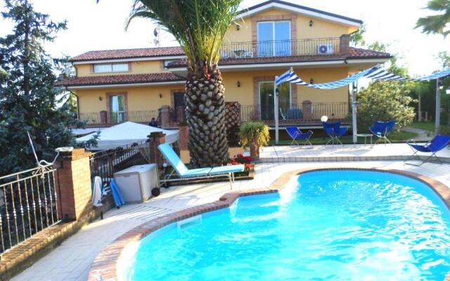 Bed and Breakfast Villa Algi