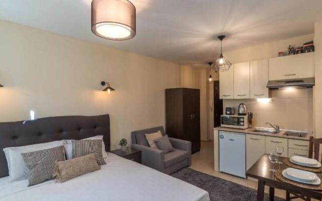 ★ Stylish & Cozy Studios in Valentina Heights Boutique Hotel ★