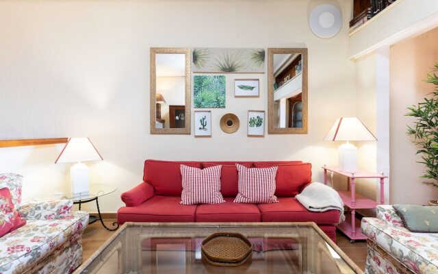 HomeLike Stunning Ocean Views Radazul