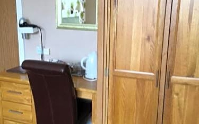 Rivercroft Hotel