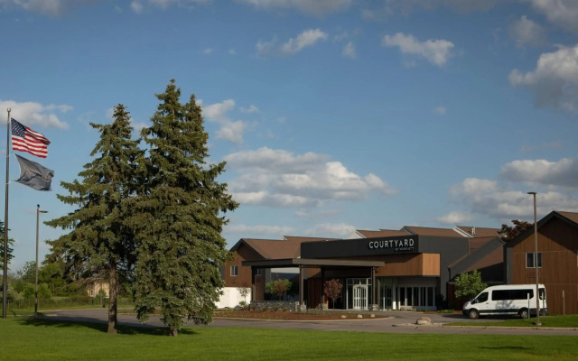 Courtyard by Marriott Lansing