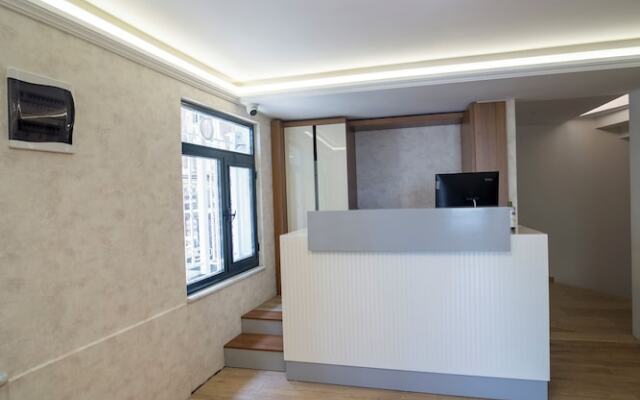 Mell City Suite Hotel