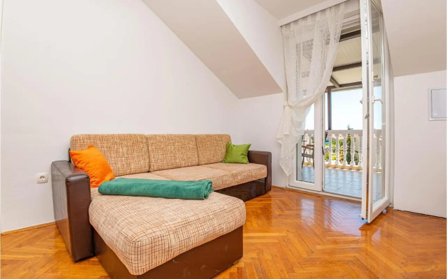 Two-Bedroom Apartment Vodice with Sea View 06