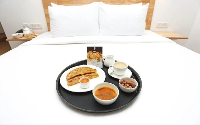 Hotel Azad Square by Oyo Rooms