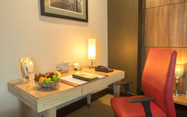 Manhattan Hotel Jakarta