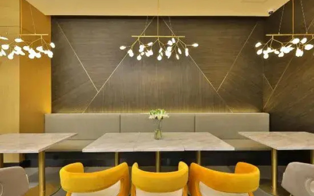 Orange Hotel (Heze Renmin Road)