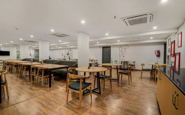 Grand Continent Brookefield - A Sarovar Portico Affiliate Hotel